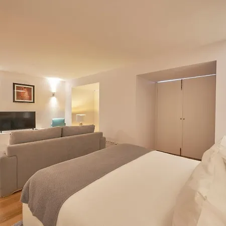 My Home- Chiado Lägenhet *