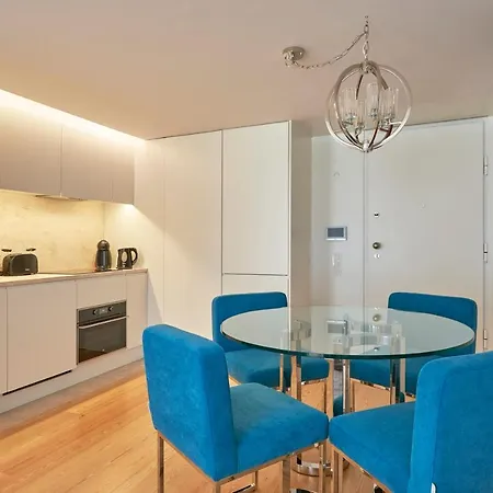 Apartment My Home- Chiado *