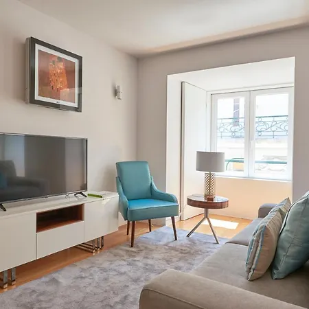 My Home- Chiado Apartment *