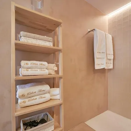 My Home- Chiado Apartament