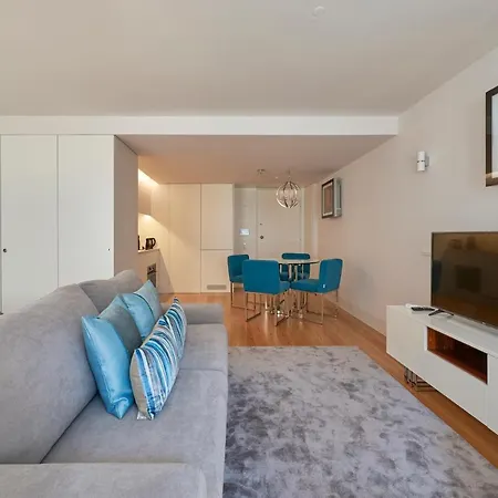 Apartament My Home- Chiado Lizbona