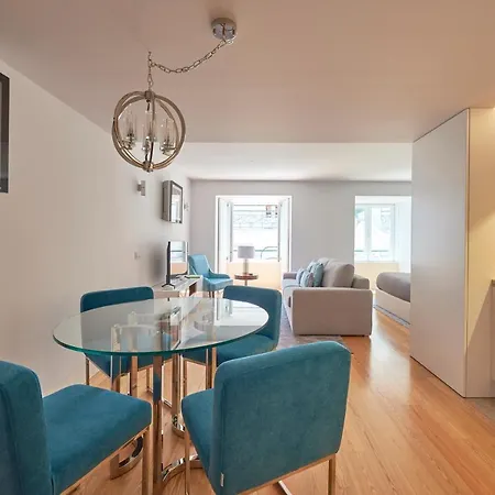 My Home- Chiado Apartament Lizbona