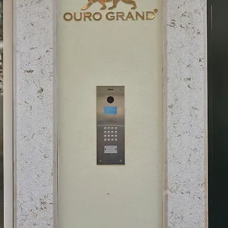 My Home- Chiado Апартаменти *